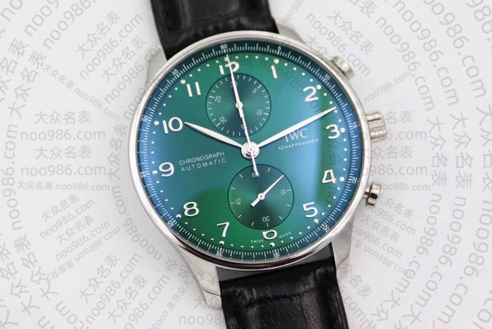 zf厂万国葡萄牙IW371615手表介绍（19年改款绿盘葡计） 第3张