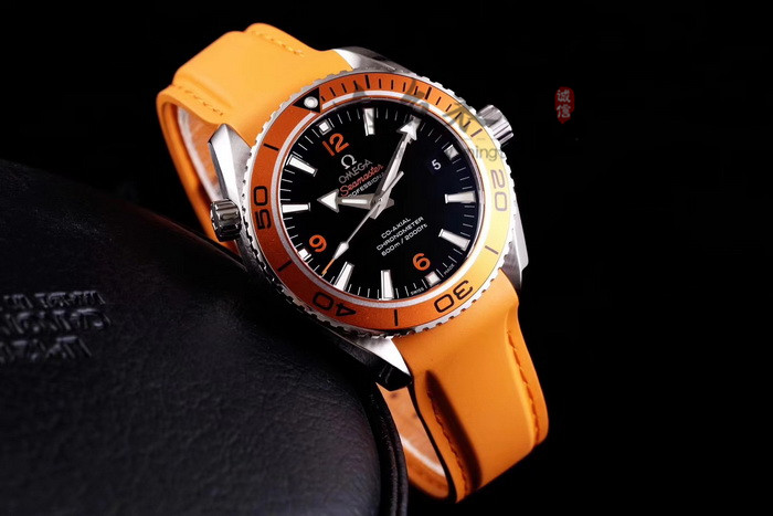 VS厂橙圈欧米茄海马600复刻表男士手表胶带款 第1张