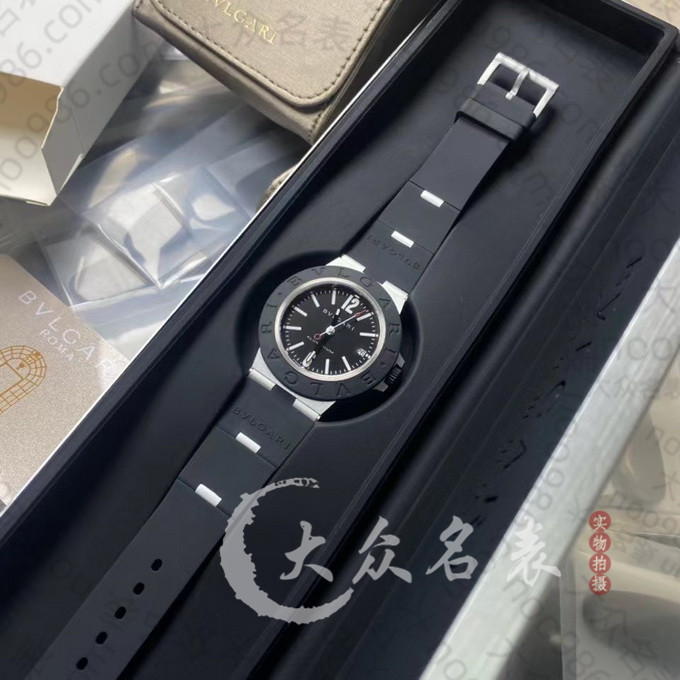 复刻宝格丽Aluminium手表搭配SW300瑞士机芯介绍 第4张