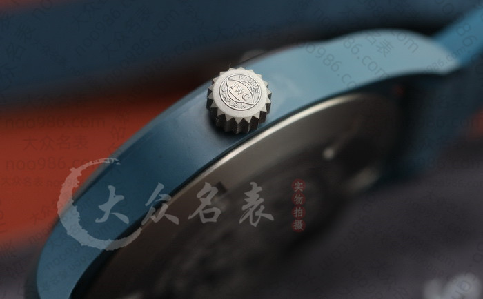 万国精品推荐：M+厂复刻飞行员蓝色陶瓷马克IW328101手表 第8张