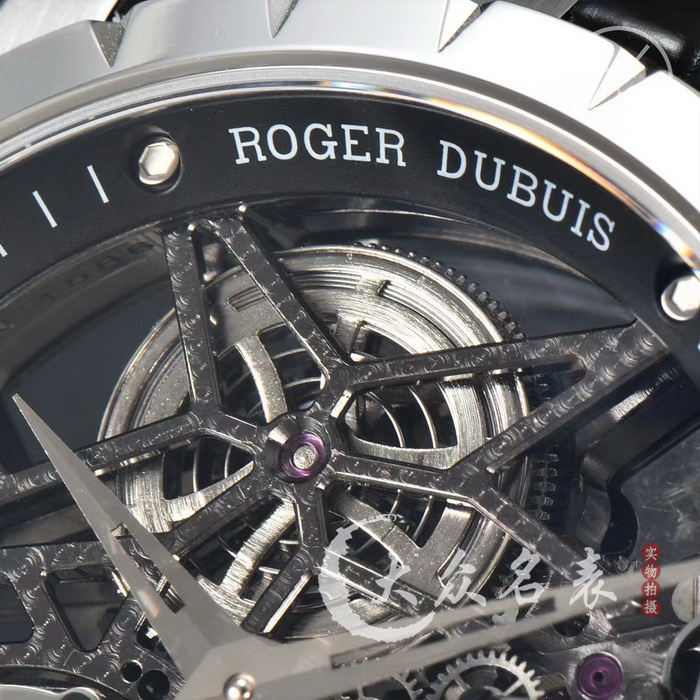 顶级复刻ROGER DUBUIS罗杰杜比王者系列RDDBEX0396双陀飞轮手表介绍 第9张