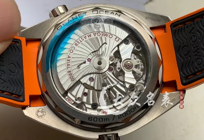 VS厂海马600四分之一橙（钛金属）手表介绍 第6张