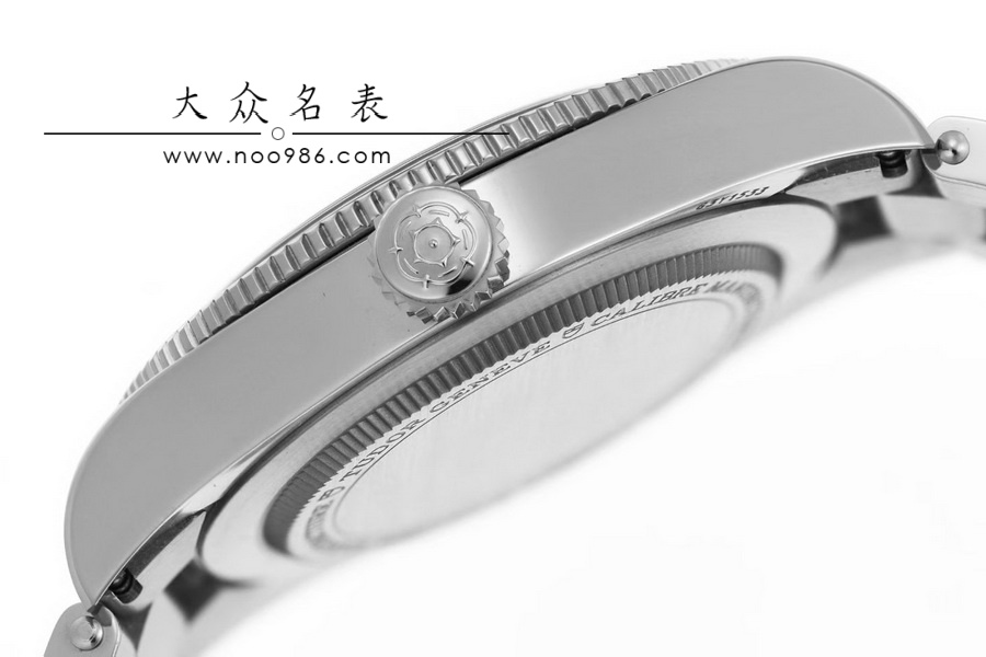 ZF厂帝舵碧湾M7939A1A0RU-0001复刻表介绍 第6张