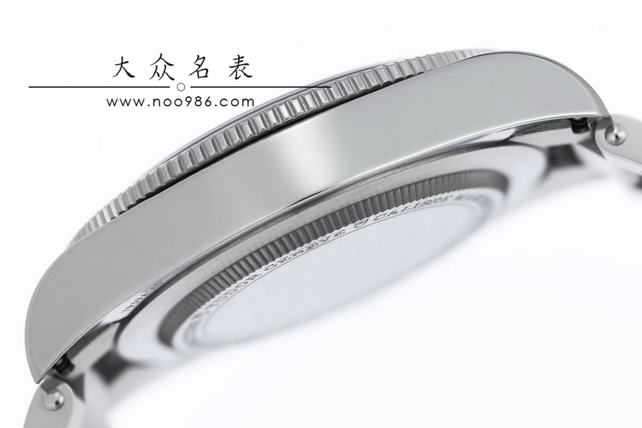 ZF厂帝舵碧湾M7939A1A0RU-0001复刻表介绍 第7张