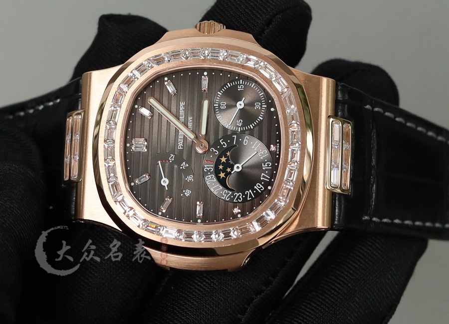 1:1 复刻百达翡丽鹦鹉螺5724 包金效果展示 第3张